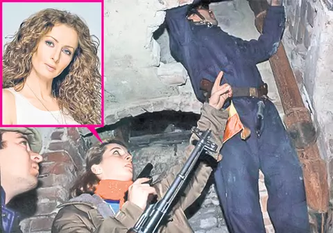 Fotoreporterul francez Patrick Durand ne-a explicat ce făcea Mihaela Rădulescu, înarmată, la Revoluţie