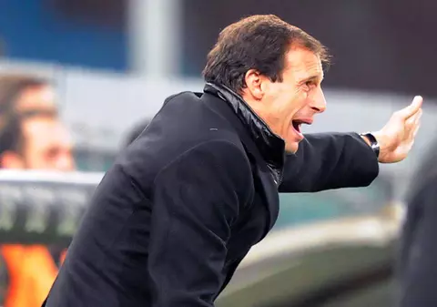 Massimiliano Allegri are o relaţie un cu model