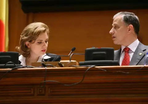 Anastase și Geoană au primit cadouri în valoare de 5.000 de euro