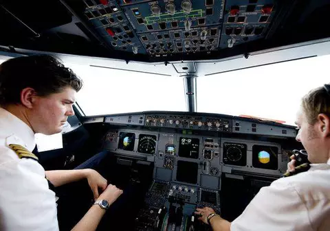 UPDATE | Alertă pe Otopeni! Un avion care vine de la Tel Aviv a ratat aterizarea