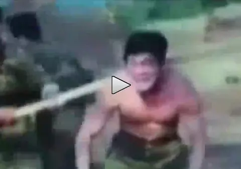 Şocant! Vezi cum erau schingiuiţi la antrenamente bodyguarzii lui Kim Jong Il | VIDEO