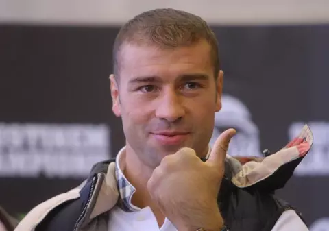 Bute: ”Pentru Ward mă bat şi-n Oakland, iar pe Froch îl fac KO!”