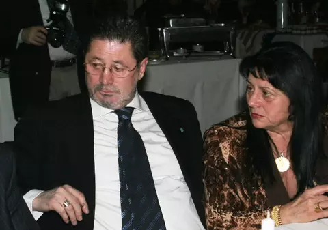 Cornel Dinu spera să mai poată ajungă măcar o dată cu soţia sa la ”casa de suflet” de la Sinaia. Nu au mai apucat