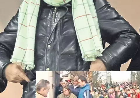 Gigi, câţi bani le dai anul ăsta colindătorilor?