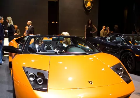 Culmea ghinionului! A câştigat un Lamborghini, după care a făcut accident cu el