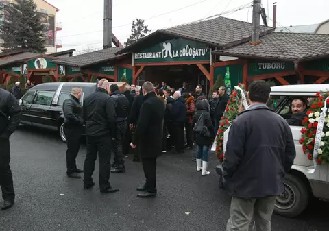 "Regele mititeilor" de "La Cocoşatu" a fost îngropat! | FOTO