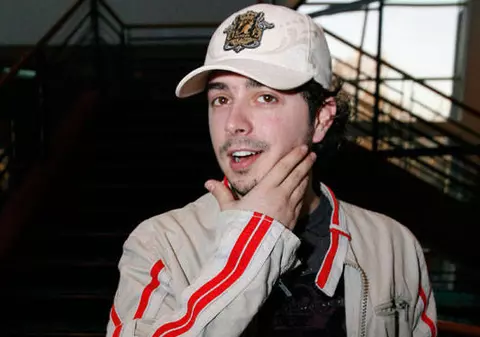 Marius Moga schimbă astăzi prefixul! Fă-i o urare de ziua lui!