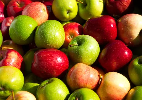 Minune sau fenomen paranormal? A plouat cu mere în Marea Britanie!