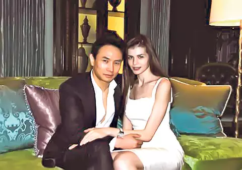 Monica Gabor, în braţele lui Mr. Pink, în Beverly Hills! | EXCLUSIV!