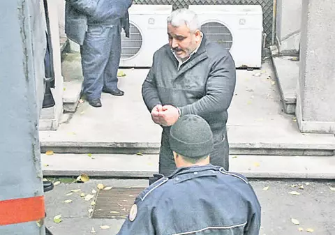 Sile Cămătaru insistă să fie eliberat