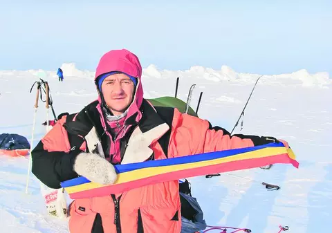 Doi timişoreni temerari au arborat drapelul României în Antarctica