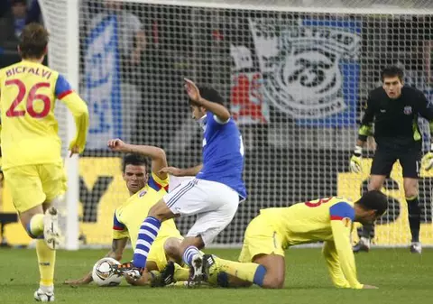 Europa League: Schalke - Steaua 2-1. Steaua pâlpâie,  dar nu se stinge