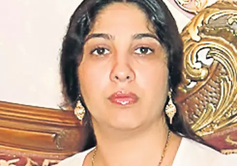 Vrăjitoarele iau cu asalt Parlamentul!