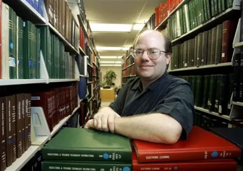 Wikipedia, 11 ani de la înfiinţare