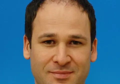 Pesedistul Robert Negoiţă a privit mitingul USL la televizor, din Bulgaria