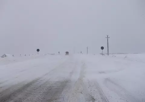 Jandarmii au plecat de la proteste, spre IADUL ALB, ca să salveze vieţi