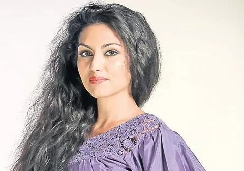 Doiniţa Oancea a rămas cu o casă şi datorii după divorţ