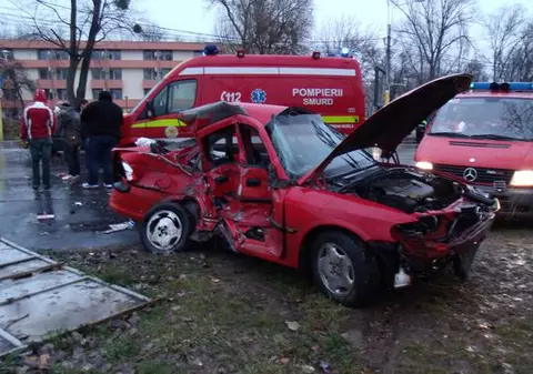 Femeie în stare gravă la spital, în urma unui grav accident în Mamaia