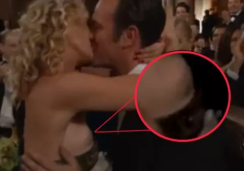 Sfârcul care a făcut senzaţie la premiile Golden Globes | VIDEO