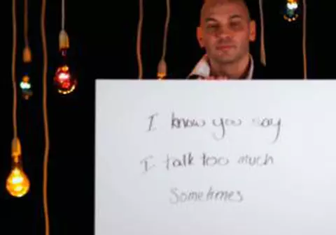 CUTREMURĂTOR! Uite cum îi mulțumește un bolnav de cancer soției sale. Vezi mesajul emoționant realizat cu ajutorul unei VEDETE de la HOLLYWOOD! VIDEO