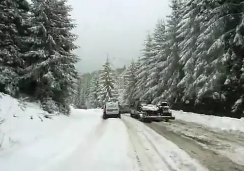 Blocaje în circulaţie în Bulgaria, din cauza zăpezii