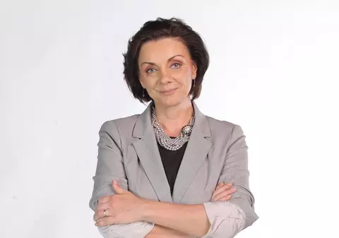 Astăzi, de ziua ei, Carmen Tănase a primit o pijama de la mama ei