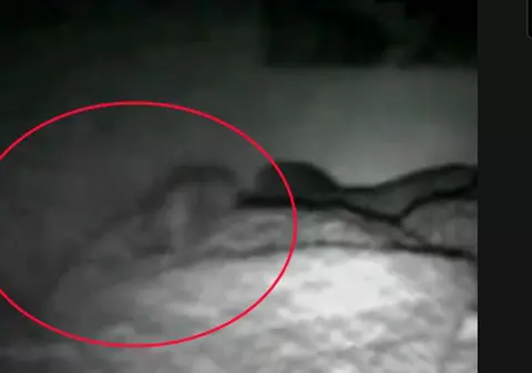 Dovada că FANTOMELE există! Uite ce a filmat o nemţoaică | VIDEO