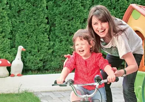 Livia Dilă va avea o concurenţă puternică! Fiica ei de 6 anişori vrea pe sticlă!