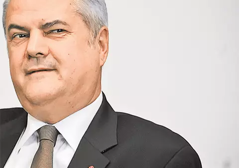 Adrian Năstase, adio Parlament?