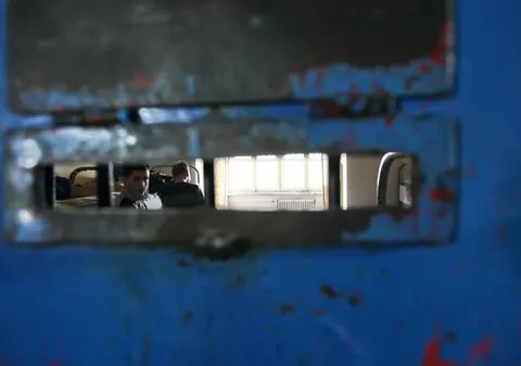 Se întorc băieţii acasă: peste 11.000 de infractori români încarceraţi în penitenciare din Europa vor fi repatriaţi în 2012