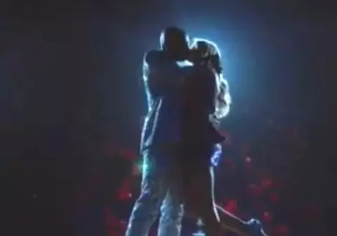 Incredibil de romantic! Mai ţineţi minte cum o cerea Seal de nevastă pe Heidi Klum acum 6 ani?