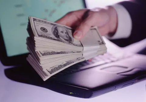 Şoferul şi portarul unui patron au ajuns bogaţi. Acesta le-a lăsat 1.5 milioane de dolari prin testament!