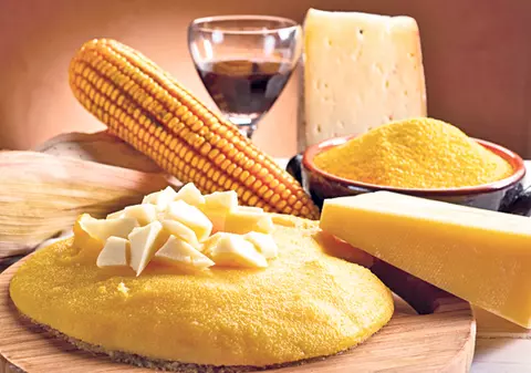 Mămăliga a fost declarată… brand naţional românesc