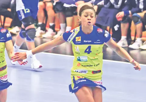 Radu Voina e mulţumit după victoria în faţa franţuzoaicelor: "Nu le-au ajutat deloc fustiţele"