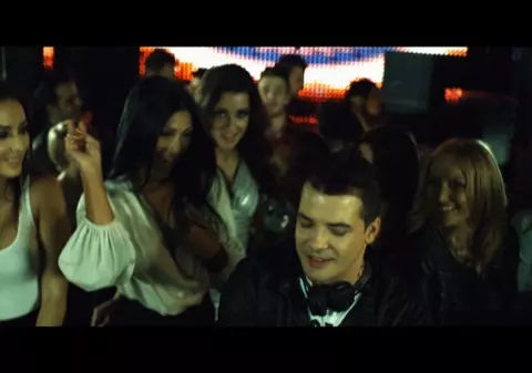 Nick Kamarera a lansat videoclipul Get A Life (Mama Yette) feat. Alinka | VIDEO