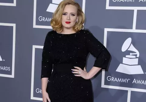 Adele renunță la muzică pentru dragoste: "Vreau să am timp să fiu fericită şi îndrăgostită"