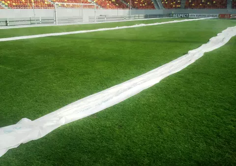 Vă place cum arată gazonul de pe Arena Naţională?