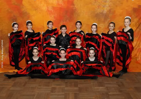 (P) Graţie şi Frumuseţe la Clubul de Balet Voluntari  