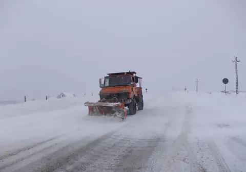 S-a închis circulaţia pe DN 2C Costeşti-Padina