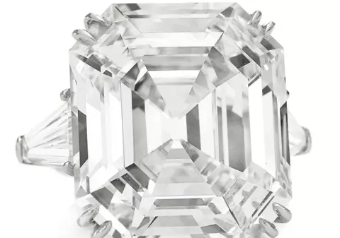 Un diamant istoric, evaluat la 2-4 milioane de dolari, scos la licitaţie la Geneva