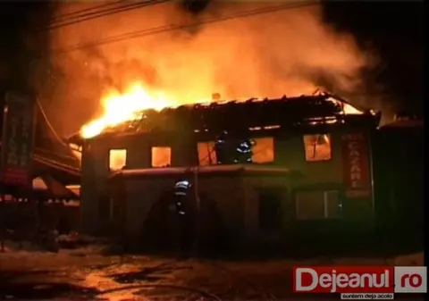 Incendiu în Dej! O pensiune s-a făcut scrum