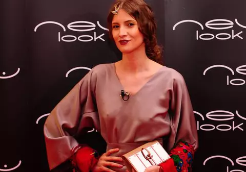 Iulia Albu: "Naționalismul a murit. Fuck you, Valentine's Day!"
