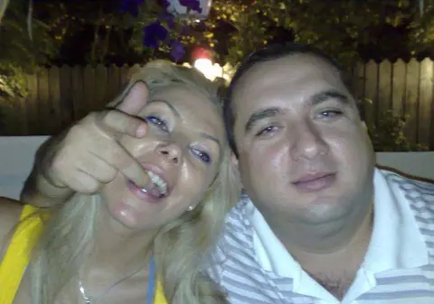 Leo de la Strehaia aruncă iar cu noroi în Jasmine: "I-am dat m**e 3 ani"