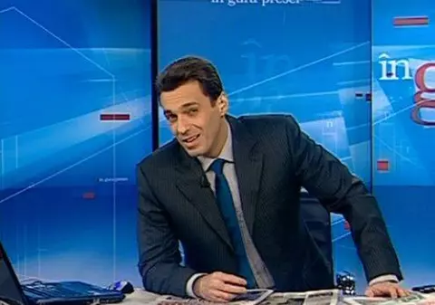 Mircea Badea: "Eu cred că Antonescu a fost răpit de extratereștri"