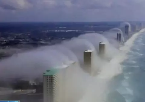 Imagini apocaliptice în Florida! Norii-tsunami au înghiţit clădirile! | VIDEO