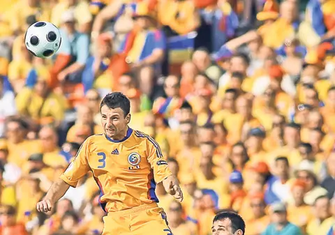 Răzvan Raţ vrea să se retragă de la naţională