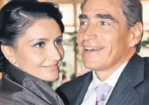 Silvia Chifiriuc, soţia fostului prim-ministru Petre Roman: "Mama ar fi vrut să fiu nevastă de preot" | EXCLUSIV