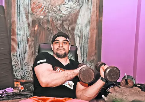 Iată cum îşi măreşte Ion Oncescu masa musculară: «Mănânc 5 kilograme de carne pe zi»