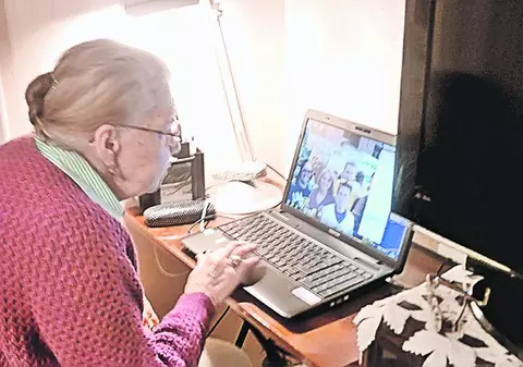 Elisabeta , bunica lui Zoltan Mesko, este tristă după ce românul a pierdut finala super bowl