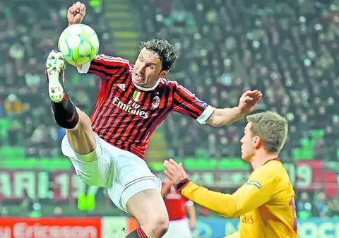 Arsenal a suferit miercuri, pe terenul lui AC Milan, cea mai grea înfrângere în cupele europene 